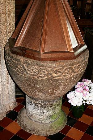 Whitstone - The Font